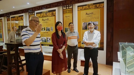 廣藥集團工會主席李錦云一行到白云山潘高壽調研指導.jpg 廣藥集團工會主席李錦云一行到白云山潘高壽調研指導.jpg