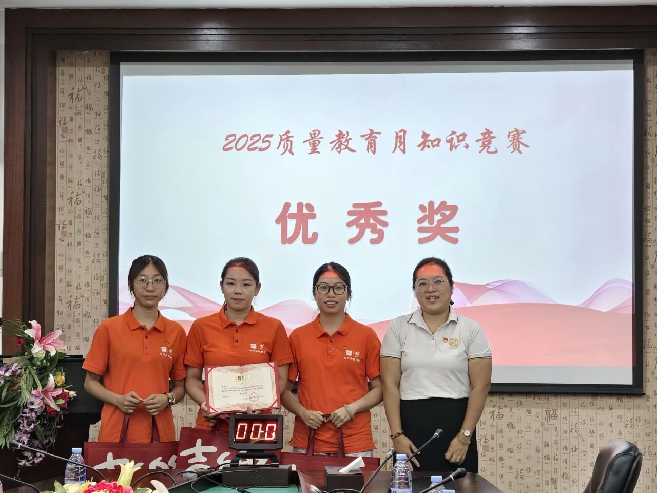 6043ea014b328af0aaf880fda2f45e53.jpg 6043ea014b328af0aaf880fda2f45e53.jpg